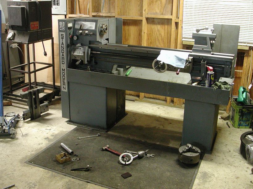 Standard Modern Lathe