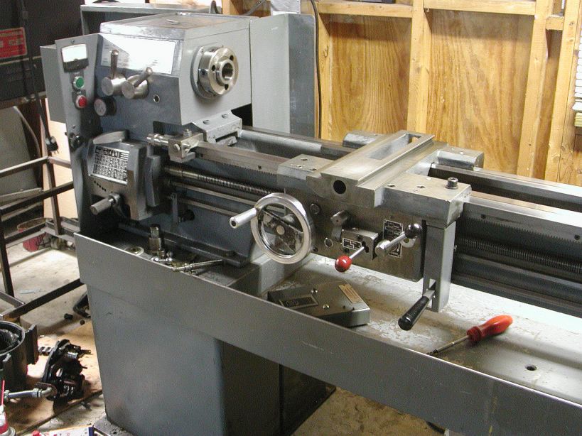 Standard Modern Lathe